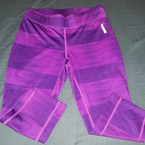 NWOT Reebok Capri leggings